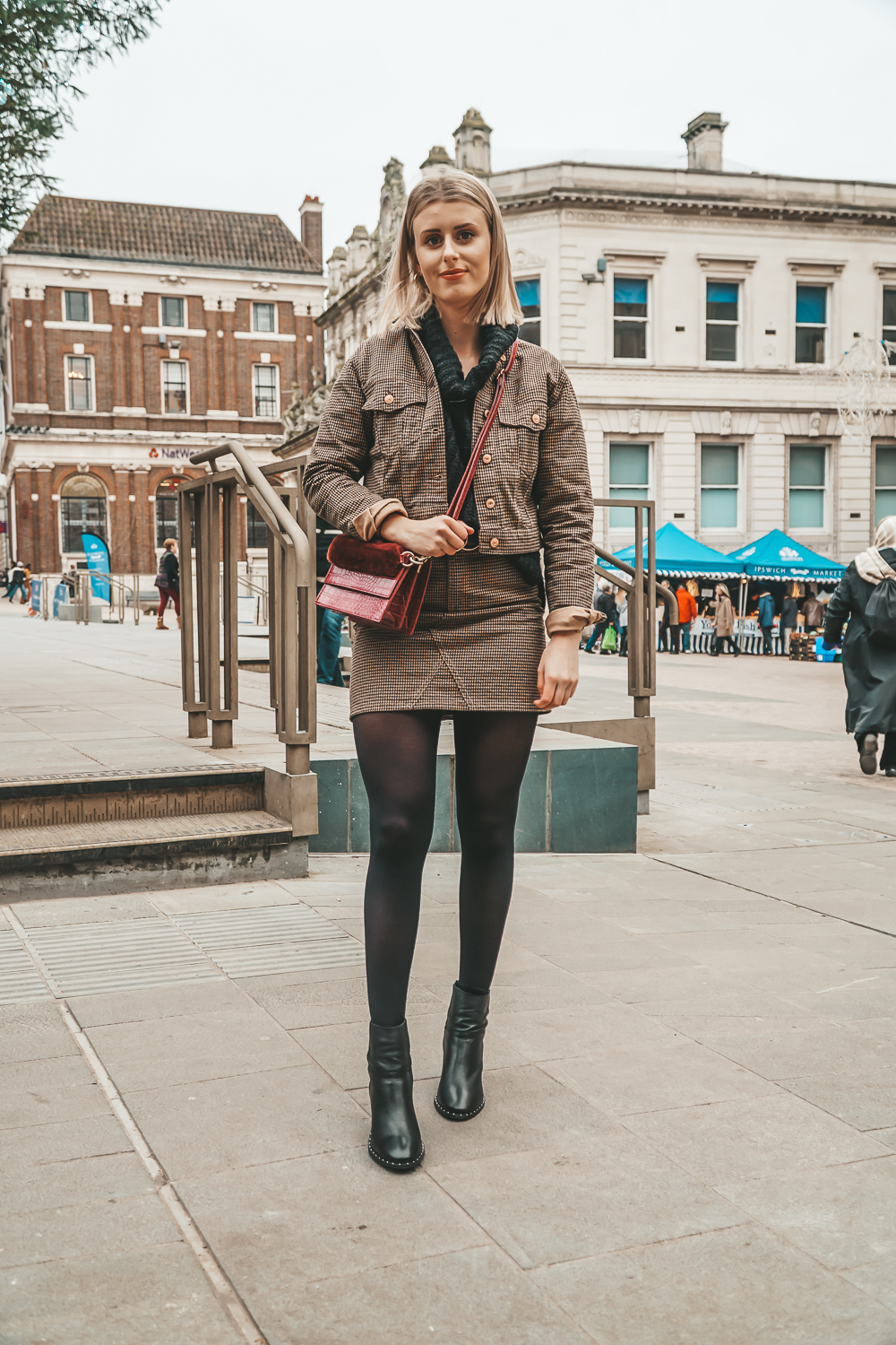 Why I’m making this year the year of new friendships | lucy-cole